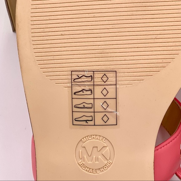 Michael Kors Elsa Thong Sandals Grapefruit - Picture 7 of 10